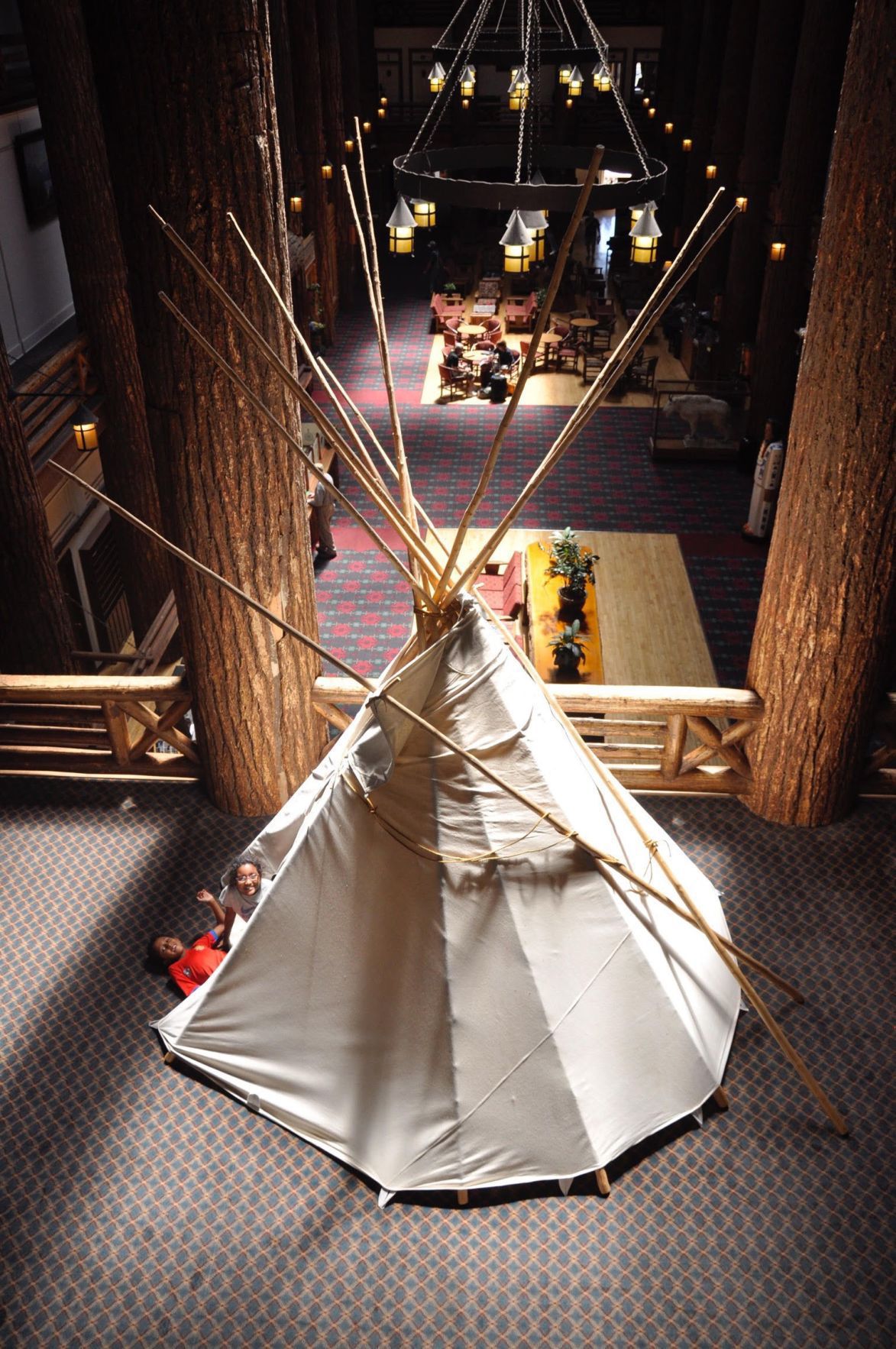 Glacier Park Lodge